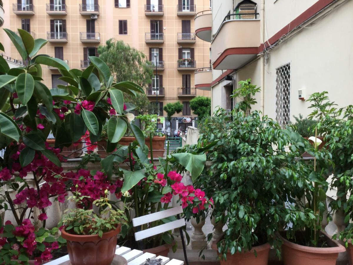 B&B Michelangelo Νάπολη Εξωτερικό φωτογραφία